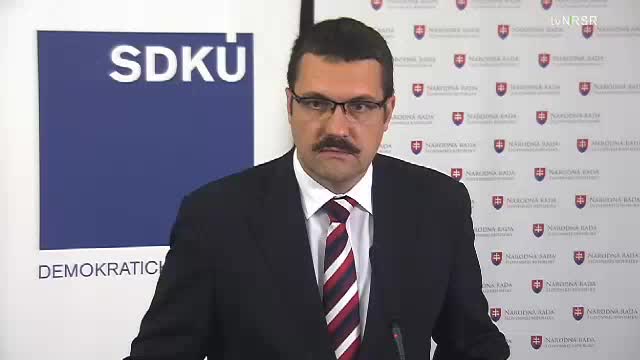 Tlačová konferencia poslanca NR SR V. Novotného 