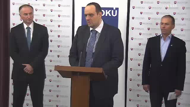 Tlačová konferencia poslaneckého klubu SDKÚ-DS  