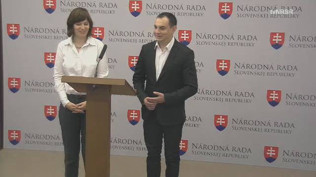 Vláde a novému splnomocnencovi pre Rómov zostala plná špajza - 380 miliónov eur. Prečo projekty stoja?