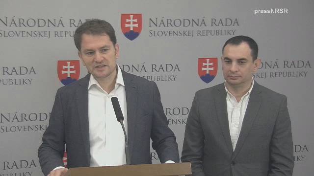 Fabriky plné Srbov, osady plné nezamestnaných Rómov. Ako sme zamestnali 170 Rómov bez akejkoľvek podpory štátu.