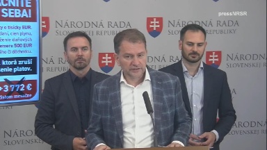 Výzva vláde: Chcete šetriť na ľuďoch? Začnite od seba! Predkladáme novelu, ktorá zruší nemorálne samozvýšenie platov