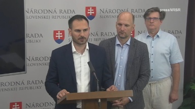 Novela rokovacieho poriadku = náhubkový zákon. Výzva vládnej koalícii