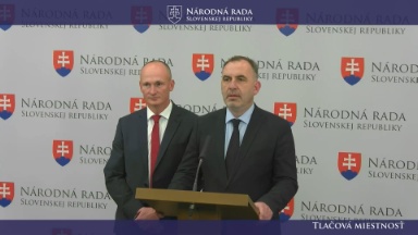 Mimoriadne závažné informácie o dianí na ministerstve pôdohospodárstva