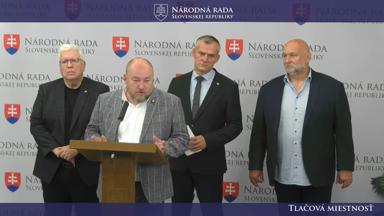 Aktuálne politické témy a priebeh schôdze NR SR